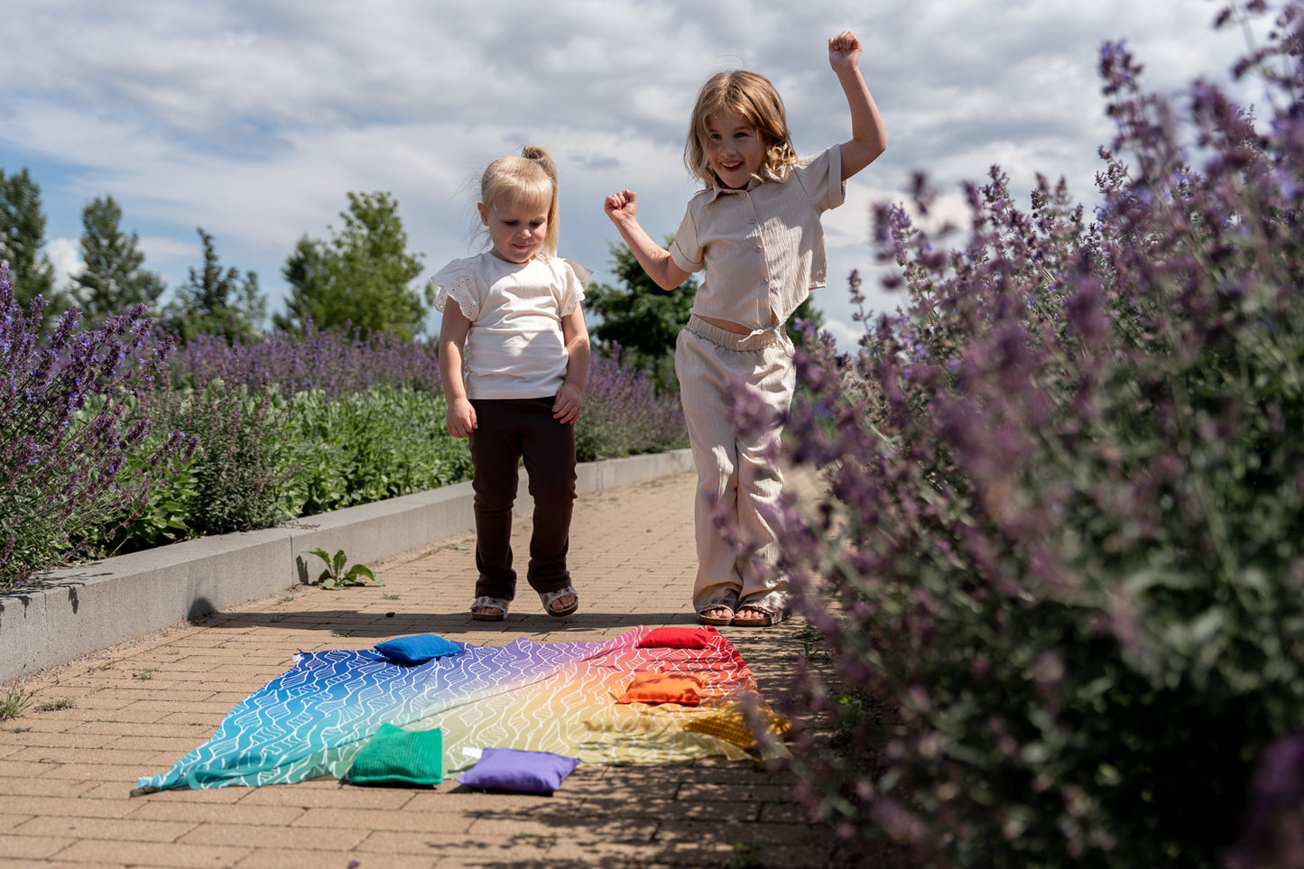 Little Botanic Label Playcycle Speeldoek Groot 95cm Ombre Rainbow | Sensorisch Speelgoed | Intoplay