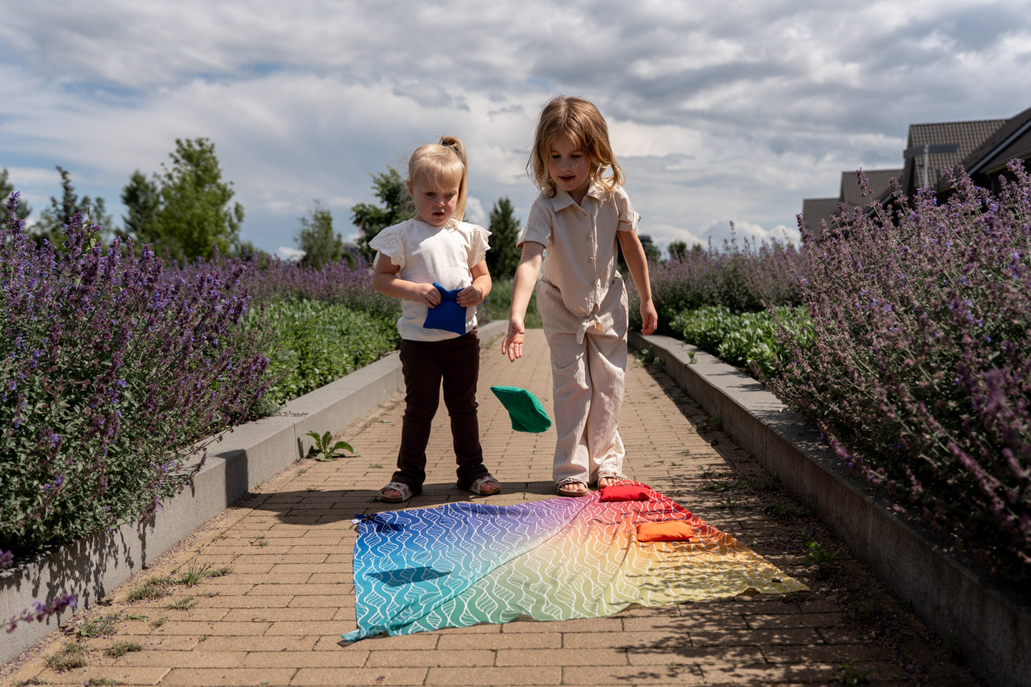Little Botanic Label Playcycle Speeldoek Groot 95cm Ombre Rainbow | Sensorisch Speelgoed | Intoplay
