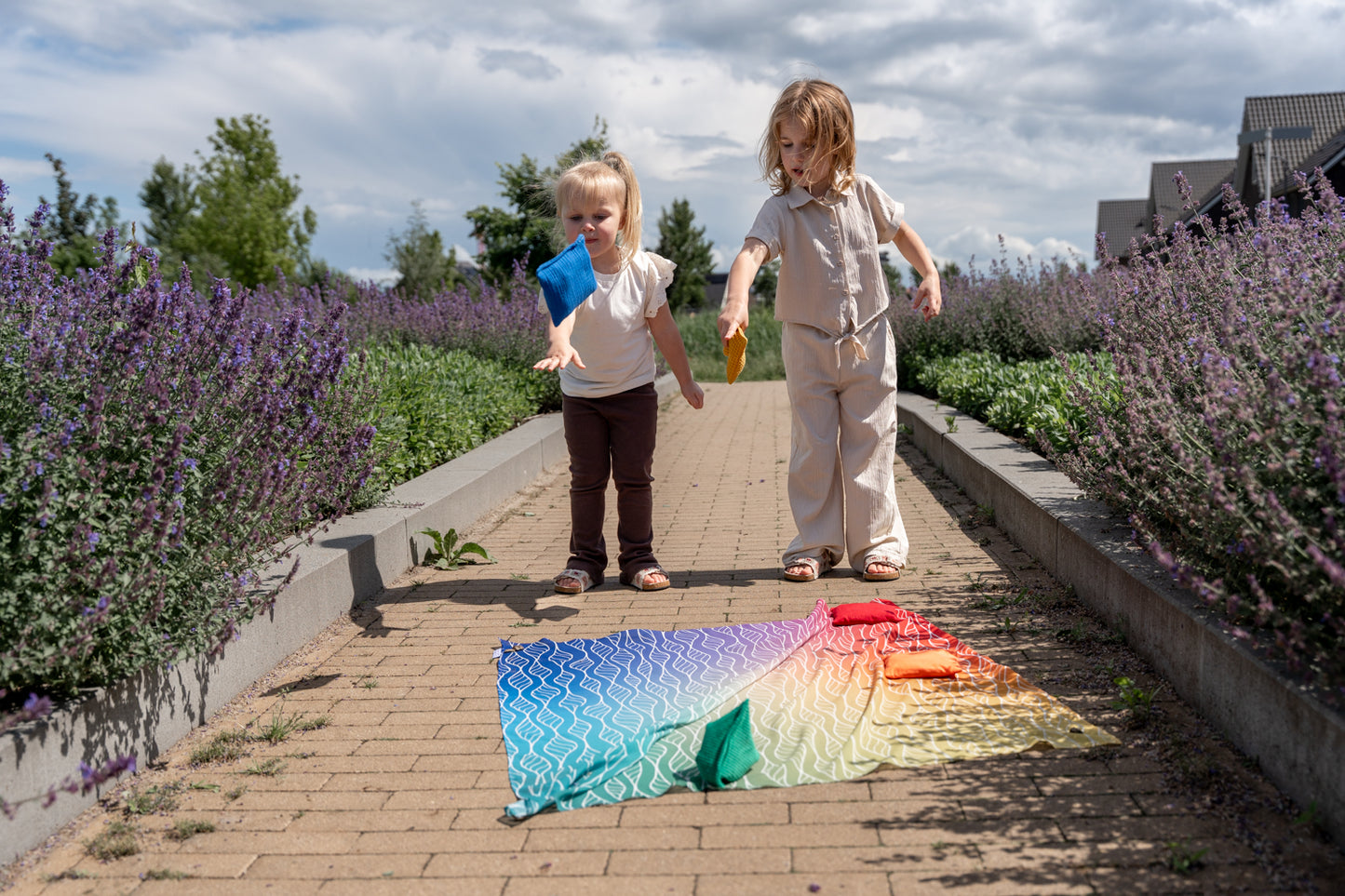 Little Botanic Label Playcycle Speeldoek Groot 95cm Ombre Rainbow | Sensorisch Speelgoed | Intoplay