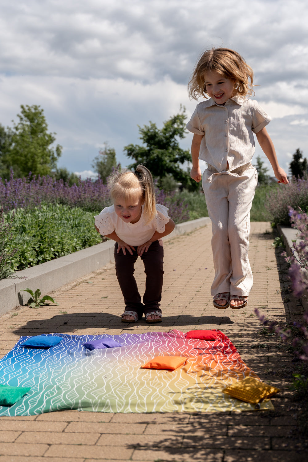 Little Botanic Label Playcycle Speeldoek Groot 95cm Ombre Rainbow | Sensorisch Speelgoed | Intoplay