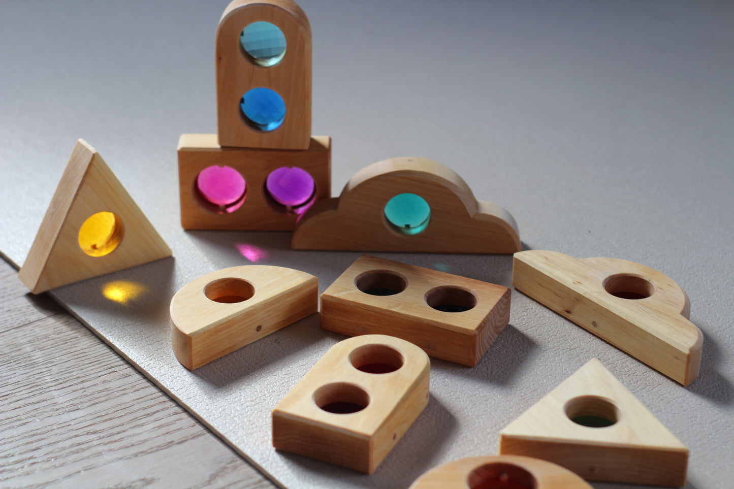 Bauspiel Fairytale Windows set van houten blokken met transparante lichtstenen