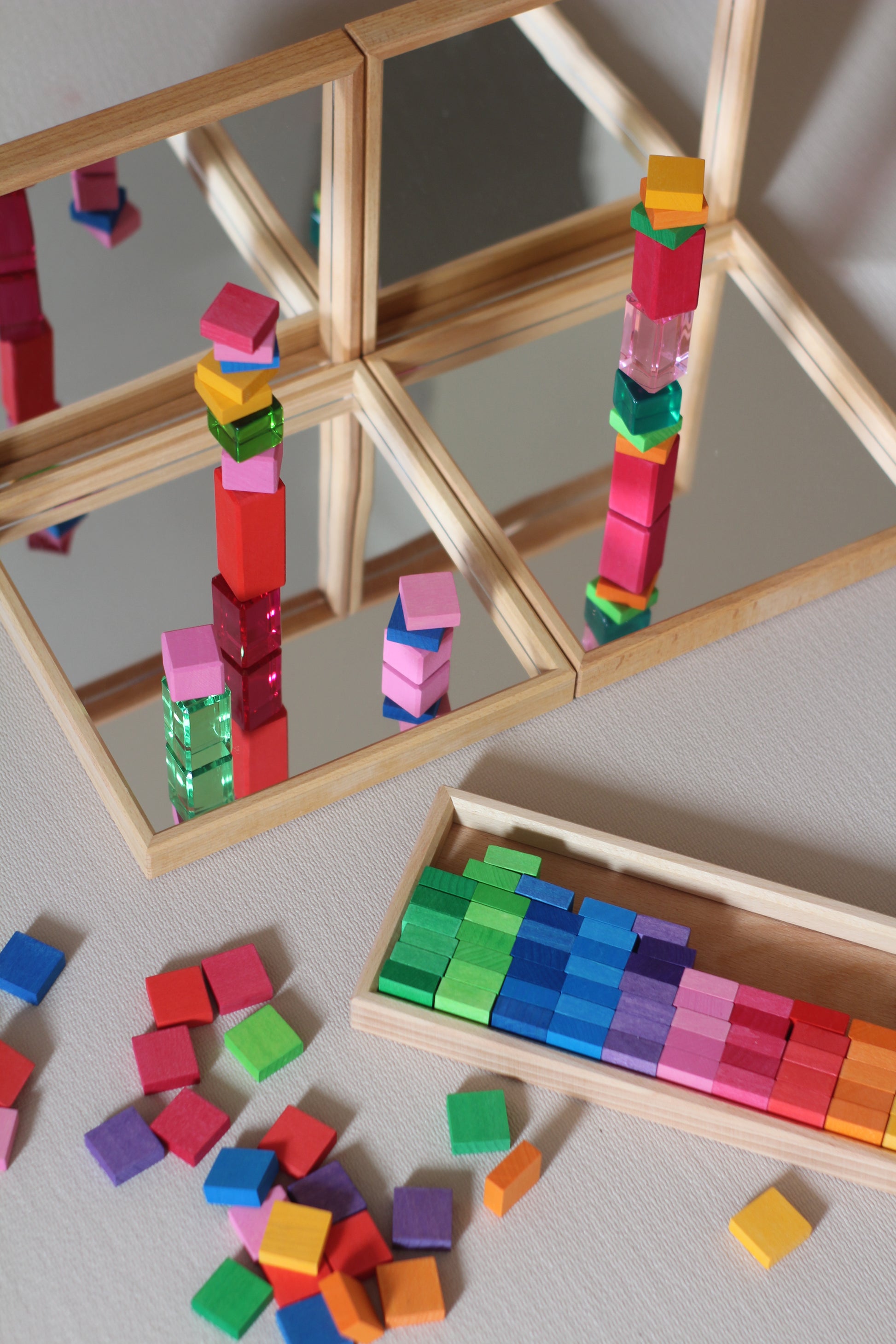 Bauspiel Mirrored Trays gebruikt in een bouwspel