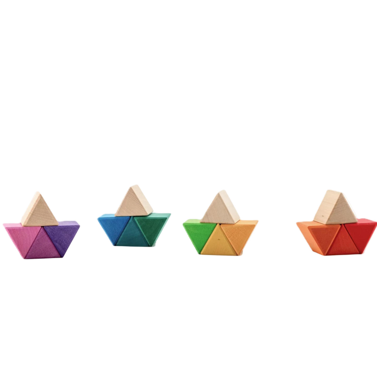 Creatieve speelopstelling met de Ocamora Triangular Prisms Classic bouwblokken 
