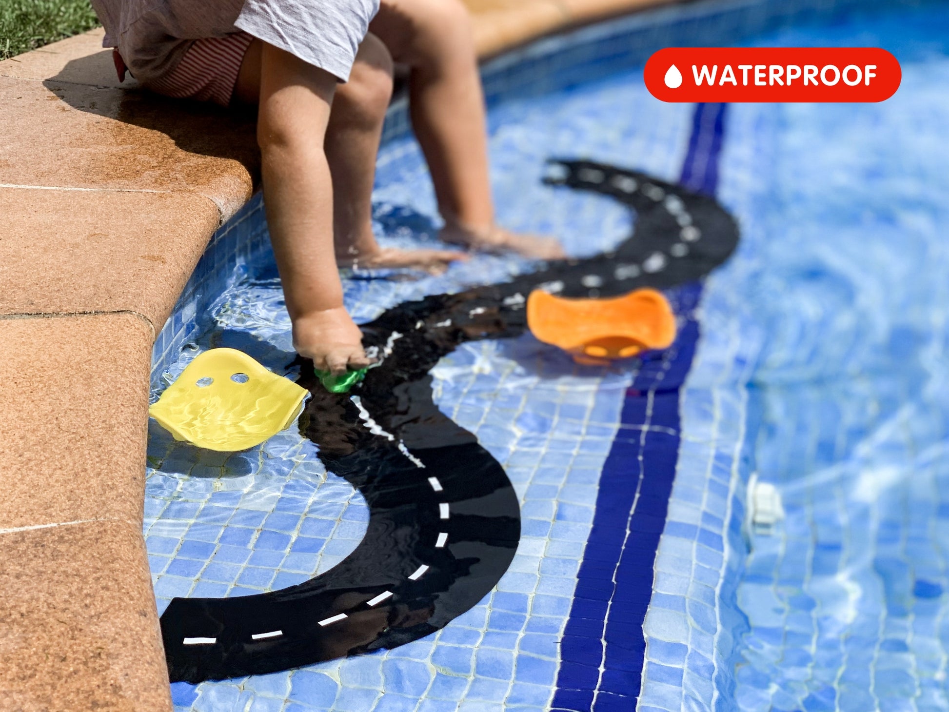 Waytoplay Ringroad flexibele autobaan gebruikt als waterproof speelgoed in zwembad